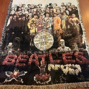 Beatles Sgt. Peppers lonely hearts throw